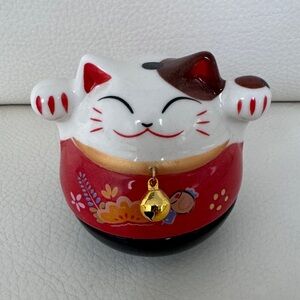 Japanese Maneki-neko lucky cat figurine